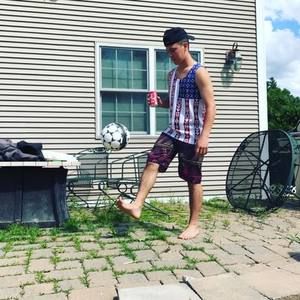 Meet your Posher, Dominic